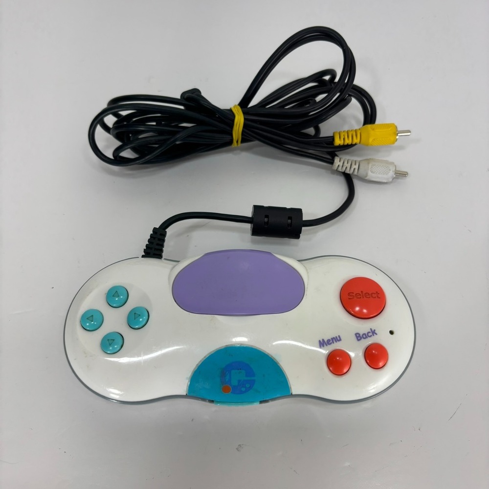 Hasbro Giga Pets Explorer TV Plug & Play Game System NO PET CART / TESTED READ